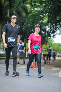 BIB: 6594, 1593
                            <button type="button" onclick="openModal(4713911)" class="btn btn-primary btn-sm float-right btn-popup" data-toggle="modal" data-target=".modal-high-quality">
                        <i class="fas fa-shopping-cart"></i> Add to Cart
                    </button>
                                            <button type="button" onclick="isThisMe(4713911, true)" class="btn btn-success btn-sm float-right btn-popup btn-isme hidden" data-toggle="tooltip" data-placement="bottom" title="นี่คือรูปของคุณใช่ไหม คลิกที่นี่เพื่อเอาเข้าอัลบั้ม">
                        <i class="fas fa-plus"></i> Add to album
                    </button>
                    <button type="button" onclick="isThisMe(4713911, false)" class="btn btn-warning btn-sm float-right btn-popup btn-isnotme hidden">
                        <i class="fas fa-ban"></i> Remove from album
                    </button>