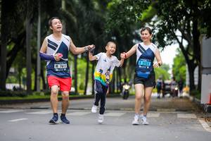 BIB: 2151, 7611
                            <button type="button" onclick="openModal(4714572)" class="btn btn-primary btn-sm float-right btn-popup" data-toggle="modal" data-target=".modal-high-quality">
                        <i class="fas fa-shopping-cart"></i> Add to Cart
                    </button>
                                            <button type="button" onclick="isThisMe(4714572, true)" class="btn btn-success btn-sm float-right btn-popup btn-isme hidden" data-toggle="tooltip" data-placement="bottom" title="นี่คือรูปของคุณใช่ไหม คลิกที่นี่เพื่อเอาเข้าอัลบั้ม">
                        <i class="fas fa-plus"></i> Add to album
                    </button>
                    <button type="button" onclick="isThisMe(4714572, false)" class="btn btn-warning btn-sm float-right btn-popup btn-isnotme hidden">
                        <i class="fas fa-ban"></i> Remove from album
                    </button>