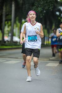 BIB: 2520
                            <button type="button" onclick="openModal(4714186)" class="btn btn-primary btn-sm float-right btn-popup" data-toggle="modal" data-target=".modal-high-quality">
                        <i class="fas fa-shopping-cart"></i> Add to Cart
                    </button>
                                            <button type="button" onclick="isThisMe(4714186, true)" class="btn btn-success btn-sm float-right btn-popup btn-isme hidden" data-toggle="tooltip" data-placement="bottom" title="นี่คือรูปของคุณใช่ไหม คลิกที่นี่เพื่อเอาเข้าอัลบั้ม">
                        <i class="fas fa-plus"></i> Add to album
                    </button>
                    <button type="button" onclick="isThisMe(4714186, false)" class="btn btn-warning btn-sm float-right btn-popup btn-isnotme hidden">
                        <i class="fas fa-ban"></i> Remove from album
                    </button>