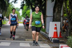 BIB: 2527, 1530
                            <button type="button" onclick="openModal(4714241)" class="btn btn-primary btn-sm float-right btn-popup" data-toggle="modal" data-target=".modal-high-quality">
                        <i class="fas fa-shopping-cart"></i> Add to Cart
                    </button>
                                            <button type="button" onclick="isThisMe(4714241, true)" class="btn btn-success btn-sm float-right btn-popup btn-isme hidden" data-toggle="tooltip" data-placement="bottom" title="นี่คือรูปของคุณใช่ไหม คลิกที่นี่เพื่อเอาเข้าอัลบั้ม">
                        <i class="fas fa-plus"></i> Add to album
                    </button>
                    <button type="button" onclick="isThisMe(4714241, false)" class="btn btn-warning btn-sm float-right btn-popup btn-isnotme hidden">
                        <i class="fas fa-ban"></i> Remove from album
                    </button>