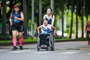 BIB: 226
                            <button type="button" onclick="openModal(4714358)" class="btn btn-primary btn-sm float-right btn-popup" data-toggle="modal" data-target=".modal-high-quality">
                        <i class="fas fa-shopping-cart"></i> Add to Cart
                    </button>
                                            <button type="button" onclick="isThisMe(4714358, true)" class="btn btn-success btn-sm float-right btn-popup btn-isme hidden" data-toggle="tooltip" data-placement="bottom" title="นี่คือรูปของคุณใช่ไหม คลิกที่นี่เพื่อเอาเข้าอัลบั้ม">
                        <i class="fas fa-plus"></i> Add to album
                    </button>
                    <button type="button" onclick="isThisMe(4714358, false)" class="btn btn-warning btn-sm float-right btn-popup btn-isnotme hidden">
                        <i class="fas fa-ban"></i> Remove from album
                    </button>