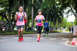 BIB: 9903, 9902
                            <button type="button" onclick="openModal(4714389)" class="btn btn-primary btn-sm float-right btn-popup" data-toggle="modal" data-target=".modal-high-quality">
                        <i class="fas fa-shopping-cart"></i> Add to Cart
                    </button>
                                            <button type="button" onclick="isThisMe(4714389, true)" class="btn btn-success btn-sm float-right btn-popup btn-isme hidden" data-toggle="tooltip" data-placement="bottom" title="นี่คือรูปของคุณใช่ไหม คลิกที่นี่เพื่อเอาเข้าอัลบั้ม">
                        <i class="fas fa-plus"></i> Add to album
                    </button>
                    <button type="button" onclick="isThisMe(4714389, false)" class="btn btn-warning btn-sm float-right btn-popup btn-isnotme hidden">
                        <i class="fas fa-ban"></i> Remove from album
                    </button>