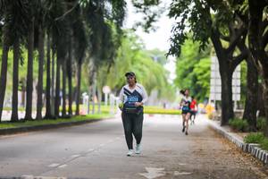 BIB: 1717
                            <button type="button" onclick="openModal(4714300)" class="btn btn-primary btn-sm float-right btn-popup" data-toggle="modal" data-target=".modal-high-quality">
                        <i class="fas fa-shopping-cart"></i> Add to Cart
                    </button>
                                            <button type="button" onclick="isThisMe(4714300, true)" class="btn btn-success btn-sm float-right btn-popup btn-isme hidden" data-toggle="tooltip" data-placement="bottom" title="นี่คือรูปของคุณใช่ไหม คลิกที่นี่เพื่อเอาเข้าอัลบั้ม">
                        <i class="fas fa-plus"></i> Add to album
                    </button>
                    <button type="button" onclick="isThisMe(4714300, false)" class="btn btn-warning btn-sm float-right btn-popup btn-isnotme hidden">
                        <i class="fas fa-ban"></i> Remove from album
                    </button>