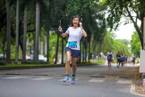 BIB: 1765
                            <button type="button" onclick="openModal(4713676)" class="btn btn-primary btn-sm float-right btn-popup" data-toggle="modal" data-target=".modal-high-quality">
                        <i class="fas fa-shopping-cart"></i> Add to Cart
                    </button>
                                            <button type="button" onclick="isThisMe(4713676, true)" class="btn btn-success btn-sm float-right btn-popup btn-isme hidden" data-toggle="tooltip" data-placement="bottom" title="นี่คือรูปของคุณใช่ไหม คลิกที่นี่เพื่อเอาเข้าอัลบั้ม">
                        <i class="fas fa-plus"></i> Add to album
                    </button>
                    <button type="button" onclick="isThisMe(4713676, false)" class="btn btn-warning btn-sm float-right btn-popup btn-isnotme hidden">
                        <i class="fas fa-ban"></i> Remove from album
                    </button>