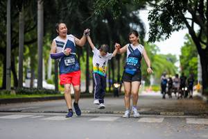 BIB: 2151, 7611
                            <button type="button" onclick="openModal(4714553)" class="btn btn-primary btn-sm float-right btn-popup" data-toggle="modal" data-target=".modal-high-quality">
                        <i class="fas fa-shopping-cart"></i> Add to Cart
                    </button>
                                            <button type="button" onclick="isThisMe(4714553, true)" class="btn btn-success btn-sm float-right btn-popup btn-isme hidden" data-toggle="tooltip" data-placement="bottom" title="นี่คือรูปของคุณใช่ไหม คลิกที่นี่เพื่อเอาเข้าอัลบั้ม">
                        <i class="fas fa-plus"></i> Add to album
                    </button>
                    <button type="button" onclick="isThisMe(4714553, false)" class="btn btn-warning btn-sm float-right btn-popup btn-isnotme hidden">
                        <i class="fas fa-ban"></i> Remove from album
                    </button>