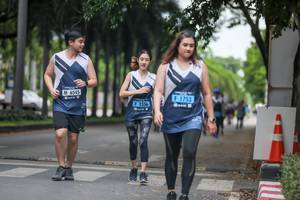 BIB: 6545, 1753, 1556
                            <button type="button" onclick="openModal(4714037)" class="btn btn-primary btn-sm float-right btn-popup" data-toggle="modal" data-target=".modal-high-quality">
                        <i class="fas fa-shopping-cart"></i> Add to Cart
                    </button>
                                            <button type="button" onclick="isThisMe(4714037, true)" class="btn btn-success btn-sm float-right btn-popup btn-isme hidden" data-toggle="tooltip" data-placement="bottom" title="นี่คือรูปของคุณใช่ไหม คลิกที่นี่เพื่อเอาเข้าอัลบั้ม">
                        <i class="fas fa-plus"></i> Add to album
                    </button>
                    <button type="button" onclick="isThisMe(4714037, false)" class="btn btn-warning btn-sm float-right btn-popup btn-isnotme hidden">
                        <i class="fas fa-ban"></i> Remove from album
                    </button>