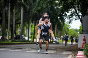 BIB: 6614
                            <button type="button" onclick="openModal(4714434)" class="btn btn-primary btn-sm float-right btn-popup" data-toggle="modal" data-target=".modal-high-quality">
                        <i class="fas fa-shopping-cart"></i> Add to Cart
                    </button>
                                            <button type="button" onclick="isThisMe(4714434, true)" class="btn btn-success btn-sm float-right btn-popup btn-isme hidden" data-toggle="tooltip" data-placement="bottom" title="นี่คือรูปของคุณใช่ไหม คลิกที่นี่เพื่อเอาเข้าอัลบั้ม">
                        <i class="fas fa-plus"></i> Add to album
                    </button>
                    <button type="button" onclick="isThisMe(4714434, false)" class="btn btn-warning btn-sm float-right btn-popup btn-isnotme hidden">
                        <i class="fas fa-ban"></i> Remove from album
                    </button>