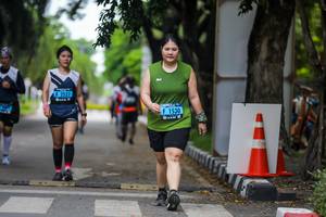 BIB: 2527, 1530
                            <button type="button" onclick="openModal(4714240)" class="btn btn-primary btn-sm float-right btn-popup" data-toggle="modal" data-target=".modal-high-quality">
                        <i class="fas fa-shopping-cart"></i> Add to Cart
                    </button>
                                            <button type="button" onclick="isThisMe(4714240, true)" class="btn btn-success btn-sm float-right btn-popup btn-isme hidden" data-toggle="tooltip" data-placement="bottom" title="นี่คือรูปของคุณใช่ไหม คลิกที่นี่เพื่อเอาเข้าอัลบั้ม">
                        <i class="fas fa-plus"></i> Add to album
                    </button>
                    <button type="button" onclick="isThisMe(4714240, false)" class="btn btn-warning btn-sm float-right btn-popup btn-isnotme hidden">
                        <i class="fas fa-ban"></i> Remove from album
                    </button>