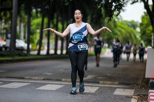 BIB: 1240, 5737
                            <button type="button" onclick="openModal(4714025)" class="btn btn-primary btn-sm float-right btn-popup" data-toggle="modal" data-target=".modal-high-quality">
                        <i class="fas fa-shopping-cart"></i> Add to Cart
                    </button>
                                            <button type="button" onclick="isThisMe(4714025, true)" class="btn btn-success btn-sm float-right btn-popup btn-isme hidden" data-toggle="tooltip" data-placement="bottom" title="นี่คือรูปของคุณใช่ไหม คลิกที่นี่เพื่อเอาเข้าอัลบั้ม">
                        <i class="fas fa-plus"></i> Add to album
                    </button>
                    <button type="button" onclick="isThisMe(4714025, false)" class="btn btn-warning btn-sm float-right btn-popup btn-isnotme hidden">
                        <i class="fas fa-ban"></i> Remove from album
                    </button>