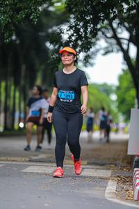 BIB: 1893
                            <button type="button" onclick="openModal(4713600)" class="btn btn-primary btn-sm float-right btn-popup" data-toggle="modal" data-target=".modal-high-quality">
                        <i class="fas fa-shopping-cart"></i> Add to Cart
                    </button>
                                            <button type="button" onclick="isThisMe(4713600, true)" class="btn btn-success btn-sm float-right btn-popup btn-isme hidden" data-toggle="tooltip" data-placement="bottom" title="นี่คือรูปของคุณใช่ไหม คลิกที่นี่เพื่อเอาเข้าอัลบั้ม">
                        <i class="fas fa-plus"></i> Add to album
                    </button>
                    <button type="button" onclick="isThisMe(4713600, false)" class="btn btn-warning btn-sm float-right btn-popup btn-isnotme hidden">
                        <i class="fas fa-ban"></i> Remove from album
                    </button>