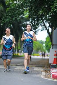 BIB: 1436, 1290
                            <button type="button" onclick="openModal(4713633)" class="btn btn-primary btn-sm float-right btn-popup" data-toggle="modal" data-target=".modal-high-quality">
                        <i class="fas fa-shopping-cart"></i> Add to Cart
                    </button>
                                            <button type="button" onclick="isThisMe(4713633, true)" class="btn btn-success btn-sm float-right btn-popup btn-isme hidden" data-toggle="tooltip" data-placement="bottom" title="นี่คือรูปของคุณใช่ไหม คลิกที่นี่เพื่อเอาเข้าอัลบั้ม">
                        <i class="fas fa-plus"></i> Add to album
                    </button>
                    <button type="button" onclick="isThisMe(4713633, false)" class="btn btn-warning btn-sm float-right btn-popup btn-isnotme hidden">
                        <i class="fas fa-ban"></i> Remove from album
                    </button>