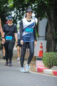 BIB: 1748, 2402
                            <button type="button" onclick="openModal(4713893)" class="btn btn-primary btn-sm float-right btn-popup" data-toggle="modal" data-target=".modal-high-quality">
                        <i class="fas fa-shopping-cart"></i> Add to Cart
                    </button>
                                            <button type="button" onclick="isThisMe(4713893, true)" class="btn btn-success btn-sm float-right btn-popup btn-isme hidden" data-toggle="tooltip" data-placement="bottom" title="นี่คือรูปของคุณใช่ไหม คลิกที่นี่เพื่อเอาเข้าอัลบั้ม">
                        <i class="fas fa-plus"></i> Add to album
                    </button>
                    <button type="button" onclick="isThisMe(4713893, false)" class="btn btn-warning btn-sm float-right btn-popup btn-isnotme hidden">
                        <i class="fas fa-ban"></i> Remove from album
                    </button>