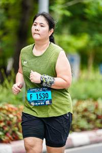 BIB: 1530
                            <button type="button" onclick="openModal(4697551)" class="btn btn-primary btn-sm float-right btn-popup" data-toggle="modal" data-target=".modal-high-quality">
                        <i class="fas fa-shopping-cart"></i> Add to Cart
                    </button>
                                            <button type="button" onclick="isThisMe(4697551, true)" class="btn btn-success btn-sm float-right btn-popup btn-isme hidden" data-toggle="tooltip" data-placement="bottom" title="นี่คือรูปของคุณใช่ไหม คลิกที่นี่เพื่อเอาเข้าอัลบั้ม">
                        <i class="fas fa-plus"></i> Add to album
                    </button>
                    <button type="button" onclick="isThisMe(4697551, false)" class="btn btn-warning btn-sm float-right btn-popup btn-isnotme hidden">
                        <i class="fas fa-ban"></i> Remove from album
                    </button>