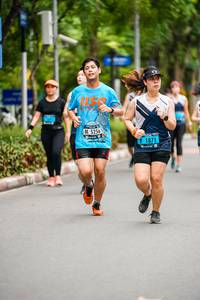 BIB: 5256, 1871
                            <button type="button" onclick="openModal(4696967)" class="btn btn-primary btn-sm float-right btn-popup" data-toggle="modal" data-target=".modal-high-quality">
                        <i class="fas fa-shopping-cart"></i> Add to Cart
                    </button>
                                            <button type="button" onclick="isThisMe(4696967, true)" class="btn btn-success btn-sm float-right btn-popup btn-isme hidden" data-toggle="tooltip" data-placement="bottom" title="นี่คือรูปของคุณใช่ไหม คลิกที่นี่เพื่อเอาเข้าอัลบั้ม">
                        <i class="fas fa-plus"></i> Add to album
                    </button>
                    <button type="button" onclick="isThisMe(4696967, false)" class="btn btn-warning btn-sm float-right btn-popup btn-isnotme hidden">
                        <i class="fas fa-ban"></i> Remove from album
                    </button>