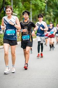 BIB: 1642, 1433
                            <button type="button" onclick="openModal(4695342)" class="btn btn-primary btn-sm float-right btn-popup" data-toggle="modal" data-target=".modal-high-quality">
                        <i class="fas fa-shopping-cart"></i> Add to Cart
                    </button>
                                            <button type="button" onclick="isThisMe(4695342, true)" class="btn btn-success btn-sm float-right btn-popup btn-isme hidden" data-toggle="tooltip" data-placement="bottom" title="นี่คือรูปของคุณใช่ไหม คลิกที่นี่เพื่อเอาเข้าอัลบั้ม">
                        <i class="fas fa-plus"></i> Add to album
                    </button>
                    <button type="button" onclick="isThisMe(4695342, false)" class="btn btn-warning btn-sm float-right btn-popup btn-isnotme hidden">
                        <i class="fas fa-ban"></i> Remove from album
                    </button>