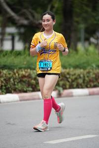 BIB: 1925
                            <button type="button" onclick="openModal(4605275)" class="btn btn-primary btn-sm float-right btn-popup" data-toggle="modal" data-target=".modal-high-quality">
                        <i class="fas fa-shopping-cart"></i> Add to Cart
                    </button>
                                            <button type="button" onclick="isThisMe(4605275, true)" class="btn btn-success btn-sm float-right btn-popup btn-isme hidden" data-toggle="tooltip" data-placement="bottom" title="นี่คือรูปของคุณใช่ไหม คลิกที่นี่เพื่อเอาเข้าอัลบั้ม">
                        <i class="fas fa-plus"></i> Add to album
                    </button>
                    <button type="button" onclick="isThisMe(4605275, false)" class="btn btn-warning btn-sm float-right btn-popup btn-isnotme hidden">
                        <i class="fas fa-ban"></i> Remove from album
                    </button>