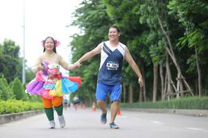 BIB: 7667, 1477
                            <button type="button" onclick="openModal(4619562)" class="btn btn-primary btn-sm float-right btn-popup" data-toggle="modal" data-target=".modal-high-quality">
                        <i class="fas fa-shopping-cart"></i> Add to Cart
                    </button>
                                            <button type="button" onclick="isThisMe(4619562, true)" class="btn btn-success btn-sm float-right btn-popup btn-isme hidden" data-toggle="tooltip" data-placement="bottom" title="นี่คือรูปของคุณใช่ไหม คลิกที่นี่เพื่อเอาเข้าอัลบั้ม">
                        <i class="fas fa-plus"></i> Add to album
                    </button>
                    <button type="button" onclick="isThisMe(4619562, false)" class="btn btn-warning btn-sm float-right btn-popup btn-isnotme hidden">
                        <i class="fas fa-ban"></i> Remove from album
                    </button>