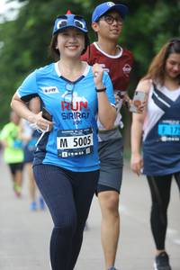 BIB: 2017, 5005
                            <button type="button" onclick="openModal(4634710)" class="btn btn-primary btn-sm float-right btn-popup" data-toggle="modal" data-target=".modal-high-quality">
                        <i class="fas fa-shopping-cart"></i> Add to Cart
                    </button>
                                            <button type="button" onclick="isThisMe(4634710, true)" class="btn btn-success btn-sm float-right btn-popup btn-isme hidden" data-toggle="tooltip" data-placement="bottom" title="นี่คือรูปของคุณใช่ไหม คลิกที่นี่เพื่อเอาเข้าอัลบั้ม">
                        <i class="fas fa-plus"></i> Add to album
                    </button>
                    <button type="button" onclick="isThisMe(4634710, false)" class="btn btn-warning btn-sm float-right btn-popup btn-isnotme hidden">
                        <i class="fas fa-ban"></i> Remove from album
                    </button>