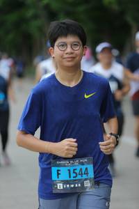 BIB: 1544
                            <button type="button" onclick="openModal(4650701)" class="btn btn-primary btn-sm float-right btn-popup" data-toggle="modal" data-target=".modal-high-quality">
                        <i class="fas fa-shopping-cart"></i> Add to Cart
                    </button>
                                            <button type="button" onclick="isThisMe(4650701, true)" class="btn btn-success btn-sm float-right btn-popup btn-isme hidden" data-toggle="tooltip" data-placement="bottom" title="นี่คือรูปของคุณใช่ไหม คลิกที่นี่เพื่อเอาเข้าอัลบั้ม">
                        <i class="fas fa-plus"></i> Add to album
                    </button>
                    <button type="button" onclick="isThisMe(4650701, false)" class="btn btn-warning btn-sm float-right btn-popup btn-isnotme hidden">
                        <i class="fas fa-ban"></i> Remove from album
                    </button>