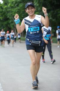 BIB: 1909
                            <button type="button" onclick="openModal(4648828)" class="btn btn-primary btn-sm float-right btn-popup" data-toggle="modal" data-target=".modal-high-quality">
                        <i class="fas fa-shopping-cart"></i> Add to Cart
                    </button>
                                            <button type="button" onclick="isThisMe(4648828, true)" class="btn btn-success btn-sm float-right btn-popup btn-isme hidden" data-toggle="tooltip" data-placement="bottom" title="นี่คือรูปของคุณใช่ไหม คลิกที่นี่เพื่อเอาเข้าอัลบั้ม">
                        <i class="fas fa-plus"></i> Add to album
                    </button>
                    <button type="button" onclick="isThisMe(4648828, false)" class="btn btn-warning btn-sm float-right btn-popup btn-isnotme hidden">
                        <i class="fas fa-ban"></i> Remove from album
                    </button>