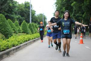 BIB: 1838
                            <button type="button" onclick="openModal(4645051)" class="btn btn-primary btn-sm float-right btn-popup" data-toggle="modal" data-target=".modal-high-quality">
                        <i class="fas fa-shopping-cart"></i> Add to Cart
                    </button>
                                            <button type="button" onclick="isThisMe(4645051, true)" class="btn btn-success btn-sm float-right btn-popup btn-isme hidden" data-toggle="tooltip" data-placement="bottom" title="นี่คือรูปของคุณใช่ไหม คลิกที่นี่เพื่อเอาเข้าอัลบั้ม">
                        <i class="fas fa-plus"></i> Add to album
                    </button>
                    <button type="button" onclick="isThisMe(4645051, false)" class="btn btn-warning btn-sm float-right btn-popup btn-isnotme hidden">
                        <i class="fas fa-ban"></i> Remove from album
                    </button>