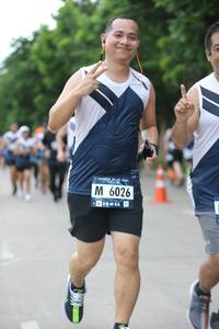 BIB: 6026
                            <button type="button" onclick="openModal(4648670)" class="btn btn-primary btn-sm float-right btn-popup" data-toggle="modal" data-target=".modal-high-quality">
                        <i class="fas fa-shopping-cart"></i> Add to Cart
                    </button>
                                            <button type="button" onclick="isThisMe(4648670, true)" class="btn btn-success btn-sm float-right btn-popup btn-isme hidden" data-toggle="tooltip" data-placement="bottom" title="นี่คือรูปของคุณใช่ไหม คลิกที่นี่เพื่อเอาเข้าอัลบั้ม">
                        <i class="fas fa-plus"></i> Add to album
                    </button>
                    <button type="button" onclick="isThisMe(4648670, false)" class="btn btn-warning btn-sm float-right btn-popup btn-isnotme hidden">
                        <i class="fas fa-ban"></i> Remove from album
                    </button>