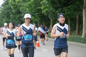 BIB: 865, 1810, 1854
                            <button type="button" onclick="openModal(4656137)" class="btn btn-primary btn-sm float-right btn-popup" data-toggle="modal" data-target=".modal-high-quality">
                        <i class="fas fa-shopping-cart"></i> Add to Cart
                    </button>
                                            <button type="button" onclick="isThisMe(4656137, true)" class="btn btn-success btn-sm float-right btn-popup btn-isme hidden" data-toggle="tooltip" data-placement="bottom" title="นี่คือรูปของคุณใช่ไหม คลิกที่นี่เพื่อเอาเข้าอัลบั้ม">
                        <i class="fas fa-plus"></i> Add to album
                    </button>
                    <button type="button" onclick="isThisMe(4656137, false)" class="btn btn-warning btn-sm float-right btn-popup btn-isnotme hidden">
                        <i class="fas fa-ban"></i> Remove from album
                    </button>