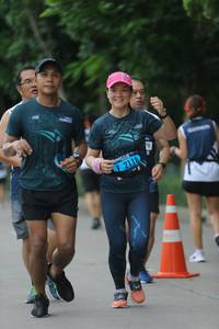 BIB: 2118
                            <button type="button" onclick="openModal(4640439)" class="btn btn-primary btn-sm float-right btn-popup" data-toggle="modal" data-target=".modal-high-quality">
                        <i class="fas fa-shopping-cart"></i> Add to Cart
                    </button>
                                            <button type="button" onclick="isThisMe(4640439, true)" class="btn btn-success btn-sm float-right btn-popup btn-isme hidden" data-toggle="tooltip" data-placement="bottom" title="นี่คือรูปของคุณใช่ไหม คลิกที่นี่เพื่อเอาเข้าอัลบั้ม">
                        <i class="fas fa-plus"></i> Add to album
                    </button>
                    <button type="button" onclick="isThisMe(4640439, false)" class="btn btn-warning btn-sm float-right btn-popup btn-isnotme hidden">
                        <i class="fas fa-ban"></i> Remove from album
                    </button>