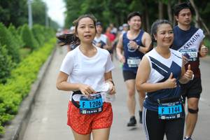 BIB: 320, 1206, 1144
                            <button type="button" onclick="openModal(4643673)" class="btn btn-primary btn-sm float-right btn-popup" data-toggle="modal" data-target=".modal-high-quality">
                        <i class="fas fa-shopping-cart"></i> Add to Cart
                    </button>
                                            <button type="button" onclick="isThisMe(4643673, true)" class="btn btn-success btn-sm float-right btn-popup btn-isme hidden" data-toggle="tooltip" data-placement="bottom" title="นี่คือรูปของคุณใช่ไหม คลิกที่นี่เพื่อเอาเข้าอัลบั้ม">
                        <i class="fas fa-plus"></i> Add to album
                    </button>
                    <button type="button" onclick="isThisMe(4643673, false)" class="btn btn-warning btn-sm float-right btn-popup btn-isnotme hidden">
                        <i class="fas fa-ban"></i> Remove from album
                    </button>