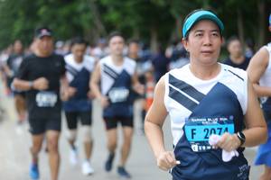 BIB: 207
                            <button type="button" onclick="openModal(4648474)" class="btn btn-primary btn-sm float-right btn-popup" data-toggle="modal" data-target=".modal-high-quality">
                        <i class="fas fa-shopping-cart"></i> Add to Cart
                    </button>
                                            <button type="button" onclick="isThisMe(4648474, true)" class="btn btn-success btn-sm float-right btn-popup btn-isme hidden" data-toggle="tooltip" data-placement="bottom" title="นี่คือรูปของคุณใช่ไหม คลิกที่นี่เพื่อเอาเข้าอัลบั้ม">
                        <i class="fas fa-plus"></i> Add to album
                    </button>
                    <button type="button" onclick="isThisMe(4648474, false)" class="btn btn-warning btn-sm float-right btn-popup btn-isnotme hidden">
                        <i class="fas fa-ban"></i> Remove from album
                    </button>