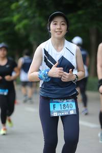 BIB: 1840
                            <button type="button" onclick="openModal(4658126)" class="btn btn-primary btn-sm float-right btn-popup" data-toggle="modal" data-target=".modal-high-quality">
                        <i class="fas fa-shopping-cart"></i> Add to Cart
                    </button>
                                            <button type="button" onclick="isThisMe(4658126, true)" class="btn btn-success btn-sm float-right btn-popup btn-isme hidden" data-toggle="tooltip" data-placement="bottom" title="นี่คือรูปของคุณใช่ไหม คลิกที่นี่เพื่อเอาเข้าอัลบั้ม">
                        <i class="fas fa-plus"></i> Add to album
                    </button>
                    <button type="button" onclick="isThisMe(4658126, false)" class="btn btn-warning btn-sm float-right btn-popup btn-isnotme hidden">
                        <i class="fas fa-ban"></i> Remove from album
                    </button>