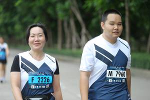 BIB: 7960, 2226
                            <button type="button" onclick="openModal(4622864)" class="btn btn-primary btn-sm float-right btn-popup" data-toggle="modal" data-target=".modal-high-quality">
                        <i class="fas fa-shopping-cart"></i> Add to Cart
                    </button>
                                            <button type="button" onclick="isThisMe(4622864, true)" class="btn btn-success btn-sm float-right btn-popup btn-isme hidden" data-toggle="tooltip" data-placement="bottom" title="นี่คือรูปของคุณใช่ไหม คลิกที่นี่เพื่อเอาเข้าอัลบั้ม">
                        <i class="fas fa-plus"></i> Add to album
                    </button>
                    <button type="button" onclick="isThisMe(4622864, false)" class="btn btn-warning btn-sm float-right btn-popup btn-isnotme hidden">
                        <i class="fas fa-ban"></i> Remove from album
                    </button>