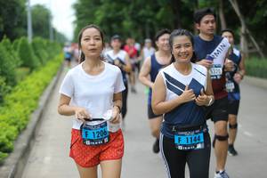 BIB: 5320, 1206, 1144
                            <button type="button" onclick="openModal(4643659)" class="btn btn-primary btn-sm float-right btn-popup" data-toggle="modal" data-target=".modal-high-quality">
                        <i class="fas fa-shopping-cart"></i> Add to Cart
                    </button>
                                            <button type="button" onclick="isThisMe(4643659, true)" class="btn btn-success btn-sm float-right btn-popup btn-isme hidden" data-toggle="tooltip" data-placement="bottom" title="นี่คือรูปของคุณใช่ไหม คลิกที่นี่เพื่อเอาเข้าอัลบั้ม">
                        <i class="fas fa-plus"></i> Add to album
                    </button>
                    <button type="button" onclick="isThisMe(4643659, false)" class="btn btn-warning btn-sm float-right btn-popup btn-isnotme hidden">
                        <i class="fas fa-ban"></i> Remove from album
                    </button>