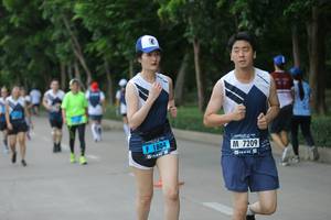 BIB: 1804, 7209
                            <button type="button" onclick="openModal(4641319)" class="btn btn-primary btn-sm float-right btn-popup" data-toggle="modal" data-target=".modal-high-quality">
                        <i class="fas fa-shopping-cart"></i> Add to Cart
                    </button>
                                            <button type="button" onclick="isThisMe(4641319, true)" class="btn btn-success btn-sm float-right btn-popup btn-isme hidden" data-toggle="tooltip" data-placement="bottom" title="นี่คือรูปของคุณใช่ไหม คลิกที่นี่เพื่อเอาเข้าอัลบั้ม">
                        <i class="fas fa-plus"></i> Add to album
                    </button>
                    <button type="button" onclick="isThisMe(4641319, false)" class="btn btn-warning btn-sm float-right btn-popup btn-isnotme hidden">
                        <i class="fas fa-ban"></i> Remove from album
                    </button>