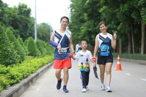 BIB: 2151, 7611
                            <button type="button" onclick="openModal(4622908)" class="btn btn-primary btn-sm float-right btn-popup" data-toggle="modal" data-target=".modal-high-quality">
                        <i class="fas fa-shopping-cart"></i> Add to Cart
                    </button>
                                            <button type="button" onclick="isThisMe(4622908, true)" class="btn btn-success btn-sm float-right btn-popup btn-isme hidden" data-toggle="tooltip" data-placement="bottom" title="นี่คือรูปของคุณใช่ไหม คลิกที่นี่เพื่อเอาเข้าอัลบั้ม">
                        <i class="fas fa-plus"></i> Add to album
                    </button>
                    <button type="button" onclick="isThisMe(4622908, false)" class="btn btn-warning btn-sm float-right btn-popup btn-isnotme hidden">
                        <i class="fas fa-ban"></i> Remove from album
                    </button>