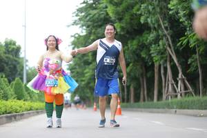 BIB: 7667, 1477
                            <button type="button" onclick="openModal(4619474)" class="btn btn-primary btn-sm float-right btn-popup" data-toggle="modal" data-target=".modal-high-quality">
                        <i class="fas fa-shopping-cart"></i> Add to Cart
                    </button>
                                            <button type="button" onclick="isThisMe(4619474, true)" class="btn btn-success btn-sm float-right btn-popup btn-isme hidden" data-toggle="tooltip" data-placement="bottom" title="นี่คือรูปของคุณใช่ไหม คลิกที่นี่เพื่อเอาเข้าอัลบั้ม">
                        <i class="fas fa-plus"></i> Add to album
                    </button>
                    <button type="button" onclick="isThisMe(4619474, false)" class="btn btn-warning btn-sm float-right btn-popup btn-isnotme hidden">
                        <i class="fas fa-ban"></i> Remove from album
                    </button>