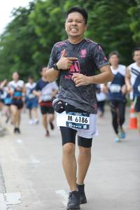 BIB: 6186
                            <button type="button" onclick="openModal(4659048)" class="btn btn-primary btn-sm float-right btn-popup" data-toggle="modal" data-target=".modal-high-quality">
                        <i class="fas fa-shopping-cart"></i> Add to Cart
                    </button>
                                            <button type="button" onclick="isThisMe(4659048, true)" class="btn btn-success btn-sm float-right btn-popup btn-isme hidden" data-toggle="tooltip" data-placement="bottom" title="นี่คือรูปของคุณใช่ไหม คลิกที่นี่เพื่อเอาเข้าอัลบั้ม">
                        <i class="fas fa-plus"></i> Add to album
                    </button>
                    <button type="button" onclick="isThisMe(4659048, false)" class="btn btn-warning btn-sm float-right btn-popup btn-isnotme hidden">
                        <i class="fas fa-ban"></i> Remove from album
                    </button>