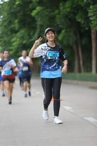 BIB: 1603
                            <button type="button" onclick="openModal(4629491)" class="btn btn-primary btn-sm float-right btn-popup" data-toggle="modal" data-target=".modal-high-quality">
                        <i class="fas fa-shopping-cart"></i> Add to Cart
                    </button>
                                            <button type="button" onclick="isThisMe(4629491, true)" class="btn btn-success btn-sm float-right btn-popup btn-isme hidden" data-toggle="tooltip" data-placement="bottom" title="นี่คือรูปของคุณใช่ไหม คลิกที่นี่เพื่อเอาเข้าอัลบั้ม">
                        <i class="fas fa-plus"></i> Add to album
                    </button>
                    <button type="button" onclick="isThisMe(4629491, false)" class="btn btn-warning btn-sm float-right btn-popup btn-isnotme hidden">
                        <i class="fas fa-ban"></i> Remove from album
                    </button>