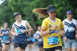 BIB: 1356
                            <button type="button" onclick="openModal(4657205)" class="btn btn-primary btn-sm float-right btn-popup" data-toggle="modal" data-target=".modal-high-quality">
                        <i class="fas fa-shopping-cart"></i> Add to Cart
                    </button>
                                            <button type="button" onclick="isThisMe(4657205, true)" class="btn btn-success btn-sm float-right btn-popup btn-isme hidden" data-toggle="tooltip" data-placement="bottom" title="นี่คือรูปของคุณใช่ไหม คลิกที่นี่เพื่อเอาเข้าอัลบั้ม">
                        <i class="fas fa-plus"></i> Add to album
                    </button>
                    <button type="button" onclick="isThisMe(4657205, false)" class="btn btn-warning btn-sm float-right btn-popup btn-isnotme hidden">
                        <i class="fas fa-ban"></i> Remove from album
                    </button>