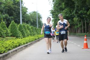 BIB: 1727, 6886
                            <button type="button" onclick="openModal(4630665)" class="btn btn-primary btn-sm float-right btn-popup" data-toggle="modal" data-target=".modal-high-quality">
                        <i class="fas fa-shopping-cart"></i> Add to Cart
                    </button>
                                            <button type="button" onclick="isThisMe(4630665, true)" class="btn btn-success btn-sm float-right btn-popup btn-isme hidden" data-toggle="tooltip" data-placement="bottom" title="นี่คือรูปของคุณใช่ไหม คลิกที่นี่เพื่อเอาเข้าอัลบั้ม">
                        <i class="fas fa-plus"></i> Add to album
                    </button>
                    <button type="button" onclick="isThisMe(4630665, false)" class="btn btn-warning btn-sm float-right btn-popup btn-isnotme hidden">
                        <i class="fas fa-ban"></i> Remove from album
                    </button>