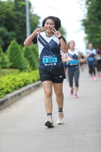 BIB: 2211
                            <button type="button" onclick="openModal(4630980)" class="btn btn-primary btn-sm float-right btn-popup" data-toggle="modal" data-target=".modal-high-quality">
                        <i class="fas fa-shopping-cart"></i> Add to Cart
                    </button>
                                            <button type="button" onclick="isThisMe(4630980, true)" class="btn btn-success btn-sm float-right btn-popup btn-isme hidden" data-toggle="tooltip" data-placement="bottom" title="นี่คือรูปของคุณใช่ไหม คลิกที่นี่เพื่อเอาเข้าอัลบั้ม">
                        <i class="fas fa-plus"></i> Add to album
                    </button>
                    <button type="button" onclick="isThisMe(4630980, false)" class="btn btn-warning btn-sm float-right btn-popup btn-isnotme hidden">
                        <i class="fas fa-ban"></i> Remove from album
                    </button>