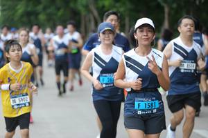 BIB: 8514, 263, 5902, 1581
                            <button type="button" onclick="openModal(4648411)" class="btn btn-primary btn-sm float-right btn-popup" data-toggle="modal" data-target=".modal-high-quality">
                        <i class="fas fa-shopping-cart"></i> Add to Cart
                    </button>
                                            <button type="button" onclick="isThisMe(4648411, true)" class="btn btn-success btn-sm float-right btn-popup btn-isme hidden" data-toggle="tooltip" data-placement="bottom" title="นี่คือรูปของคุณใช่ไหม คลิกที่นี่เพื่อเอาเข้าอัลบั้ม">
                        <i class="fas fa-plus"></i> Add to album
                    </button>
                    <button type="button" onclick="isThisMe(4648411, false)" class="btn btn-warning btn-sm float-right btn-popup btn-isnotme hidden">
                        <i class="fas fa-ban"></i> Remove from album
                    </button>