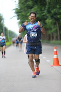 BIB: 6986, 207
                            <button type="button" onclick="openModal(4635529)" class="btn btn-primary btn-sm float-right btn-popup" data-toggle="modal" data-target=".modal-high-quality">
                        <i class="fas fa-shopping-cart"></i> Add to Cart
                    </button>
                                            <button type="button" onclick="isThisMe(4635529, true)" class="btn btn-success btn-sm float-right btn-popup btn-isme hidden" data-toggle="tooltip" data-placement="bottom" title="นี่คือรูปของคุณใช่ไหม คลิกที่นี่เพื่อเอาเข้าอัลบั้ม">
                        <i class="fas fa-plus"></i> Add to album
                    </button>
                    <button type="button" onclick="isThisMe(4635529, false)" class="btn btn-warning btn-sm float-right btn-popup btn-isnotme hidden">
                        <i class="fas fa-ban"></i> Remove from album
                    </button>