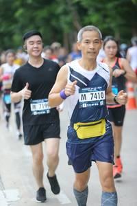 BIB: 7410, 7199
                            <button type="button" onclick="openModal(4654931)" class="btn btn-primary btn-sm float-right btn-popup" data-toggle="modal" data-target=".modal-high-quality">
                        <i class="fas fa-shopping-cart"></i> Add to Cart
                    </button>
                                            <button type="button" onclick="isThisMe(4654931, true)" class="btn btn-success btn-sm float-right btn-popup btn-isme hidden" data-toggle="tooltip" data-placement="bottom" title="นี่คือรูปของคุณใช่ไหม คลิกที่นี่เพื่อเอาเข้าอัลบั้ม">
                        <i class="fas fa-plus"></i> Add to album
                    </button>
                    <button type="button" onclick="isThisMe(4654931, false)" class="btn btn-warning btn-sm float-right btn-popup btn-isnotme hidden">
                        <i class="fas fa-ban"></i> Remove from album
                    </button>