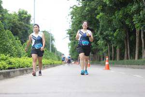 BIB: 1900, 1337
                            <button type="button" onclick="openModal(4620553)" class="btn btn-primary btn-sm float-right btn-popup" data-toggle="modal" data-target=".modal-high-quality">
                        <i class="fas fa-shopping-cart"></i> Add to Cart
                    </button>
                                            <button type="button" onclick="isThisMe(4620553, true)" class="btn btn-success btn-sm float-right btn-popup btn-isme hidden" data-toggle="tooltip" data-placement="bottom" title="นี่คือรูปของคุณใช่ไหม คลิกที่นี่เพื่อเอาเข้าอัลบั้ม">
                        <i class="fas fa-plus"></i> Add to album
                    </button>
                    <button type="button" onclick="isThisMe(4620553, false)" class="btn btn-warning btn-sm float-right btn-popup btn-isnotme hidden">
                        <i class="fas fa-ban"></i> Remove from album
                    </button>