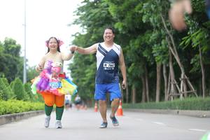 BIB: 7667, 1477
                            <button type="button" onclick="openModal(4619456)" class="btn btn-primary btn-sm float-right btn-popup" data-toggle="modal" data-target=".modal-high-quality">
                        <i class="fas fa-shopping-cart"></i> Add to Cart
                    </button>
                                            <button type="button" onclick="isThisMe(4619456, true)" class="btn btn-success btn-sm float-right btn-popup btn-isme hidden" data-toggle="tooltip" data-placement="bottom" title="นี่คือรูปของคุณใช่ไหม คลิกที่นี่เพื่อเอาเข้าอัลบั้ม">
                        <i class="fas fa-plus"></i> Add to album
                    </button>
                    <button type="button" onclick="isThisMe(4619456, false)" class="btn btn-warning btn-sm float-right btn-popup btn-isnotme hidden">
                        <i class="fas fa-ban"></i> Remove from album
                    </button>