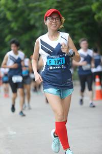 BIB: 1091
                            <button type="button" onclick="openModal(4648208)" class="btn btn-primary btn-sm float-right btn-popup" data-toggle="modal" data-target=".modal-high-quality">
                        <i class="fas fa-shopping-cart"></i> Add to Cart
                    </button>
                                            <button type="button" onclick="isThisMe(4648208, true)" class="btn btn-success btn-sm float-right btn-popup btn-isme hidden" data-toggle="tooltip" data-placement="bottom" title="นี่คือรูปของคุณใช่ไหม คลิกที่นี่เพื่อเอาเข้าอัลบั้ม">
                        <i class="fas fa-plus"></i> Add to album
                    </button>
                    <button type="button" onclick="isThisMe(4648208, false)" class="btn btn-warning btn-sm float-right btn-popup btn-isnotme hidden">
                        <i class="fas fa-ban"></i> Remove from album
                    </button>