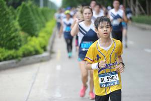 BIB: 5902
                            <button type="button" onclick="openModal(4648417)" class="btn btn-primary btn-sm float-right btn-popup" data-toggle="modal" data-target=".modal-high-quality">
                        <i class="fas fa-shopping-cart"></i> Add to Cart
                    </button>
                                            <button type="button" onclick="isThisMe(4648417, true)" class="btn btn-success btn-sm float-right btn-popup btn-isme hidden" data-toggle="tooltip" data-placement="bottom" title="นี่คือรูปของคุณใช่ไหม คลิกที่นี่เพื่อเอาเข้าอัลบั้ม">
                        <i class="fas fa-plus"></i> Add to album
                    </button>
                    <button type="button" onclick="isThisMe(4648417, false)" class="btn btn-warning btn-sm float-right btn-popup btn-isnotme hidden">
                        <i class="fas fa-ban"></i> Remove from album
                    </button>