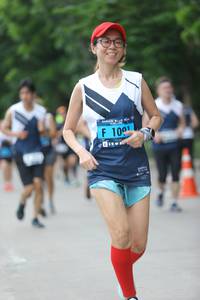 BIB: 100
                            <button type="button" onclick="openModal(4648209)" class="btn btn-primary btn-sm float-right btn-popup" data-toggle="modal" data-target=".modal-high-quality">
                        <i class="fas fa-shopping-cart"></i> Add to Cart
                    </button>
                                            <button type="button" onclick="isThisMe(4648209, true)" class="btn btn-success btn-sm float-right btn-popup btn-isme hidden" data-toggle="tooltip" data-placement="bottom" title="นี่คือรูปของคุณใช่ไหม คลิกที่นี่เพื่อเอาเข้าอัลบั้ม">
                        <i class="fas fa-plus"></i> Add to album
                    </button>
                    <button type="button" onclick="isThisMe(4648209, false)" class="btn btn-warning btn-sm float-right btn-popup btn-isnotme hidden">
                        <i class="fas fa-ban"></i> Remove from album
                    </button>