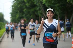 BIB: 233
                            <button type="button" onclick="openModal(4641757)" class="btn btn-primary btn-sm float-right btn-popup" data-toggle="modal" data-target=".modal-high-quality">
                        <i class="fas fa-shopping-cart"></i> Add to Cart
                    </button>
                                            <button type="button" onclick="isThisMe(4641757, true)" class="btn btn-success btn-sm float-right btn-popup btn-isme hidden" data-toggle="tooltip" data-placement="bottom" title="นี่คือรูปของคุณใช่ไหม คลิกที่นี่เพื่อเอาเข้าอัลบั้ม">
                        <i class="fas fa-plus"></i> Add to album
                    </button>
                    <button type="button" onclick="isThisMe(4641757, false)" class="btn btn-warning btn-sm float-right btn-popup btn-isnotme hidden">
                        <i class="fas fa-ban"></i> Remove from album
                    </button>